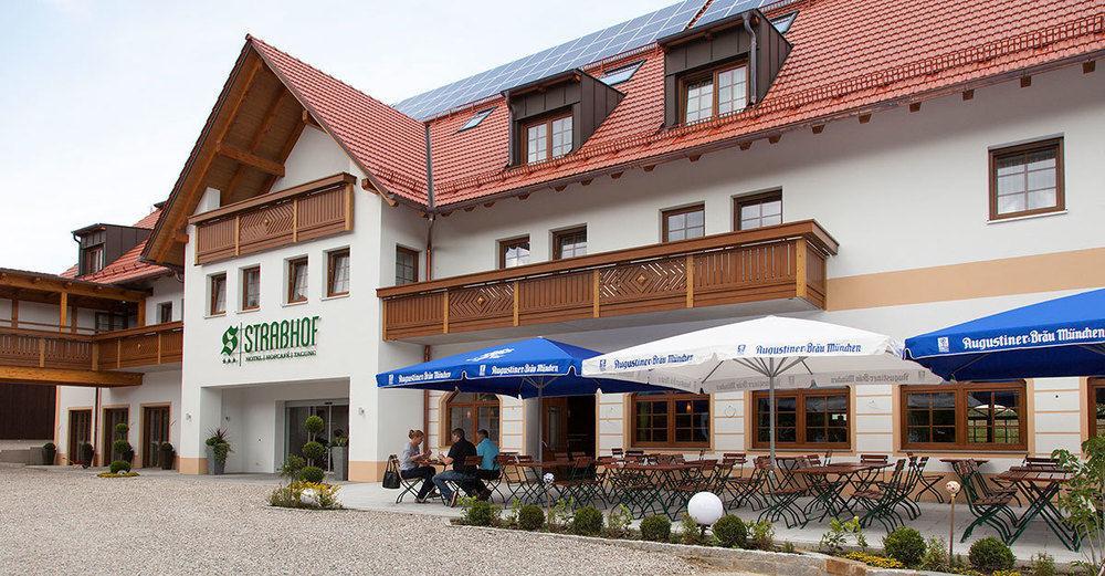 פפפנהופן אן דר אילם Hotel Strasshof מראה חיצוני תמונה