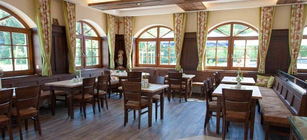 פפפנהופן אן דר אילם Hotel Strasshof מראה חיצוני תמונה